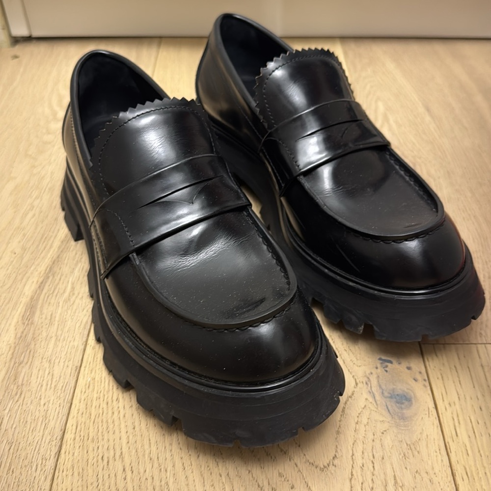 ALEXANDER MCQUEEN Wander leather loafers - Picture 3 of 5